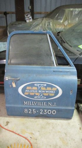 1967-72 (&#039;72)  chevy (gmc ?) pick-up door  (r. side)- used / nice condition