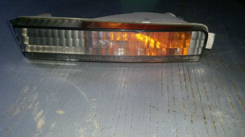 Genuine honda accord 90 91 bumper turn park signal lamp left side 045-3868 l