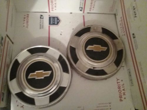 (2) 73-87 chevy pickup dog dish wheel hubcaps caps  1500 1/2ton 10.5&#034; van