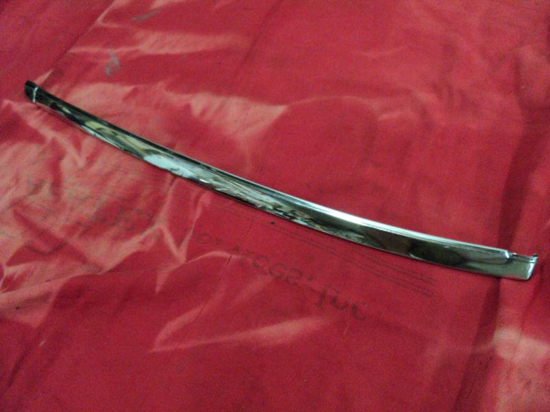 1967-69 chevrolet camaro rear window lower rh  stainless trim moulding