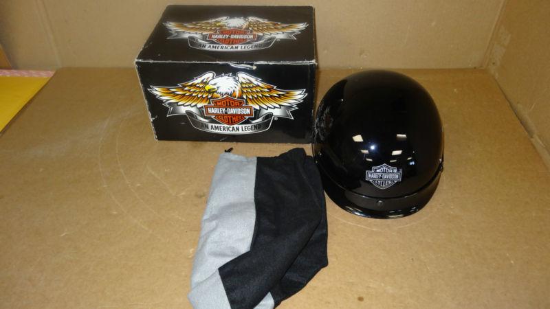 Harley davisdon half helmet size m genuine with bag hd a5047