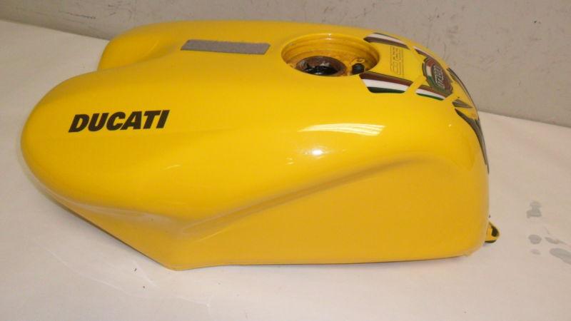 Ducati 01 2001 748 oem gas fuel petro tank 