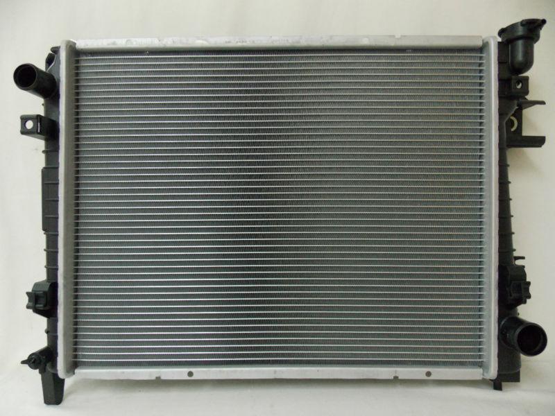 Brand new quality radiator for dodge ram 1500 2500  3500 v8 replacement 