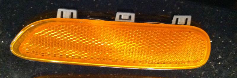Bmw e46 m3 reflector on bumper cover left front oem side marker made in germany