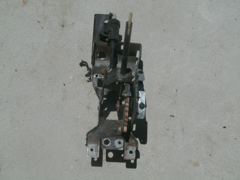 Purchase 9802 CAMARO AUTOMATIC AUTO FLOOR SHIFT SHIFTER ASSEMBLY OEM