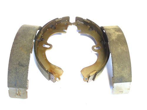 New old stock out the box 588pg drum brake shoe
