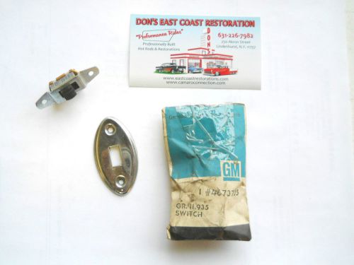 1955-57 chevrolet nomad cargo area light switch &amp; bezel gm part number 4673705