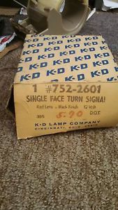Vintage kd 752-2601 turn signal marker light lamp assembly