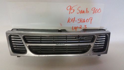 1998 saab 900 turbo upper grille. fits 94 thru 1998