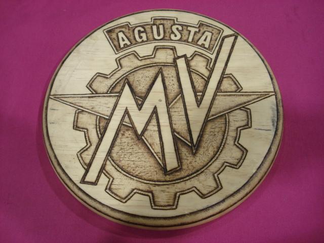 Mv moto wooden sign 30 cm diameter and 3 cm thick, handmade.