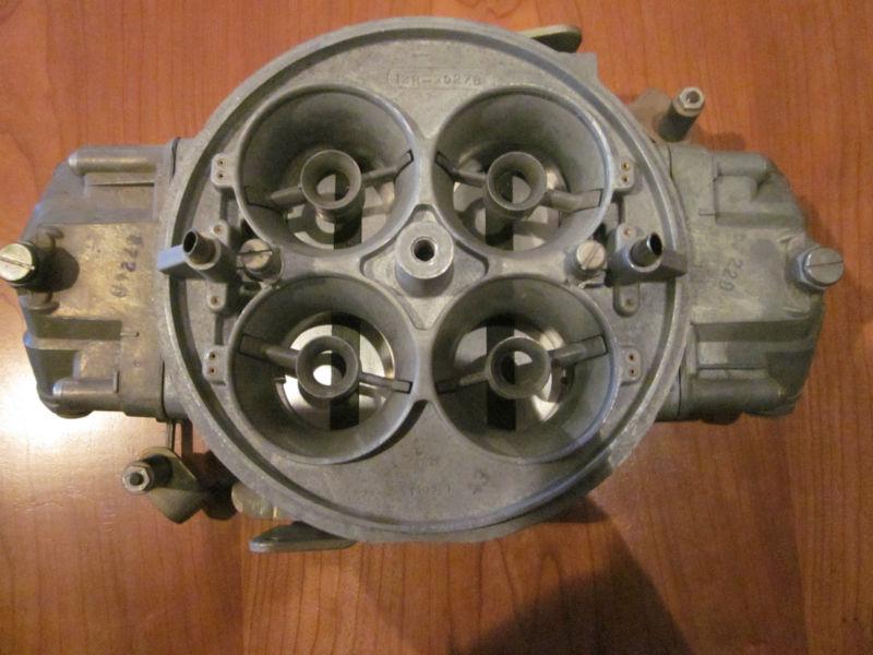 1150 cfm holley domminator  3 -circuit  carburetor 