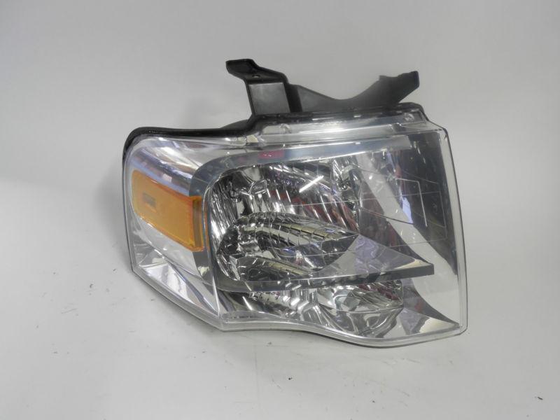 07 08 09 2010 2011 ford expedition oem right headlight nice!