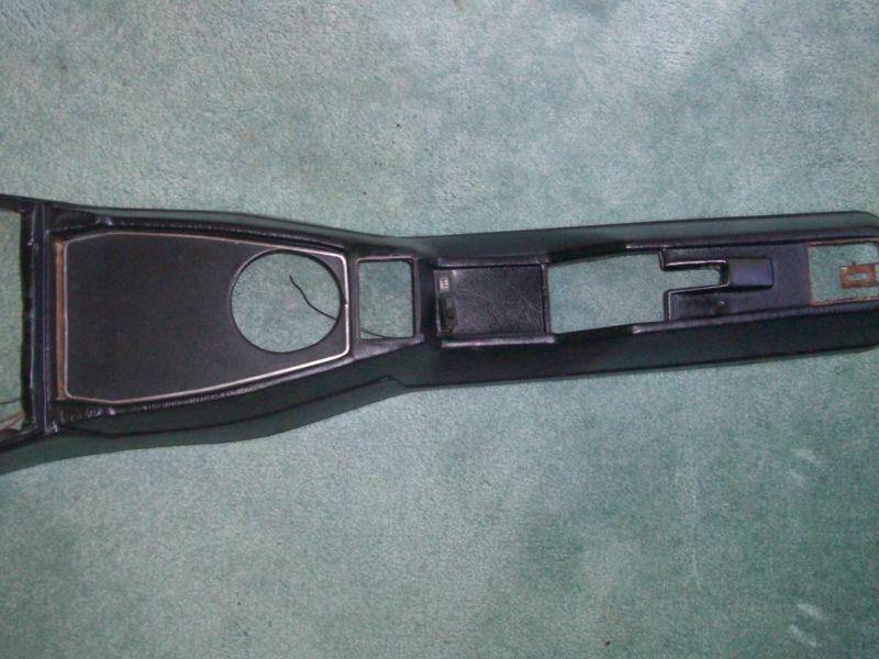 Fiat 124 sport coupe center (interior floor) console assembly 
