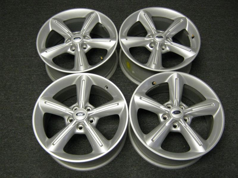 2011-2013 ford mustang gt wheels 18 x 8