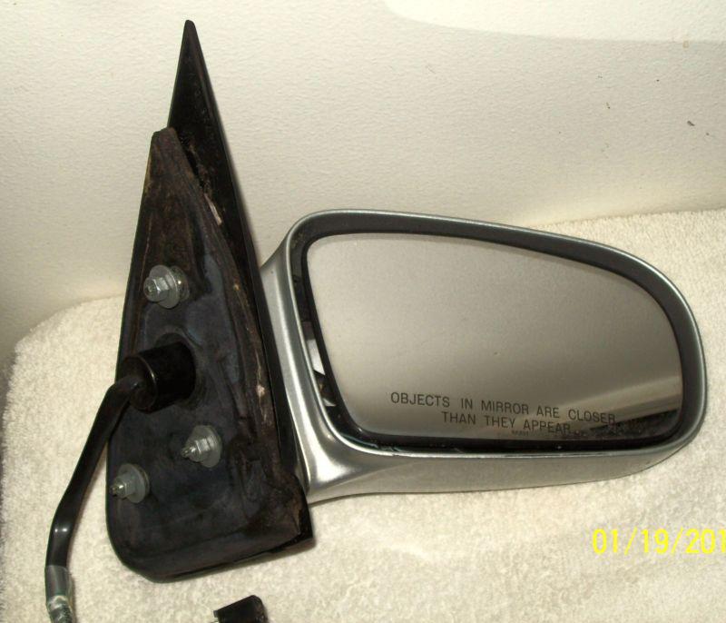 95- 2003 pontiac sunfire / chevy cavalier right / passenger side mirror 1404736