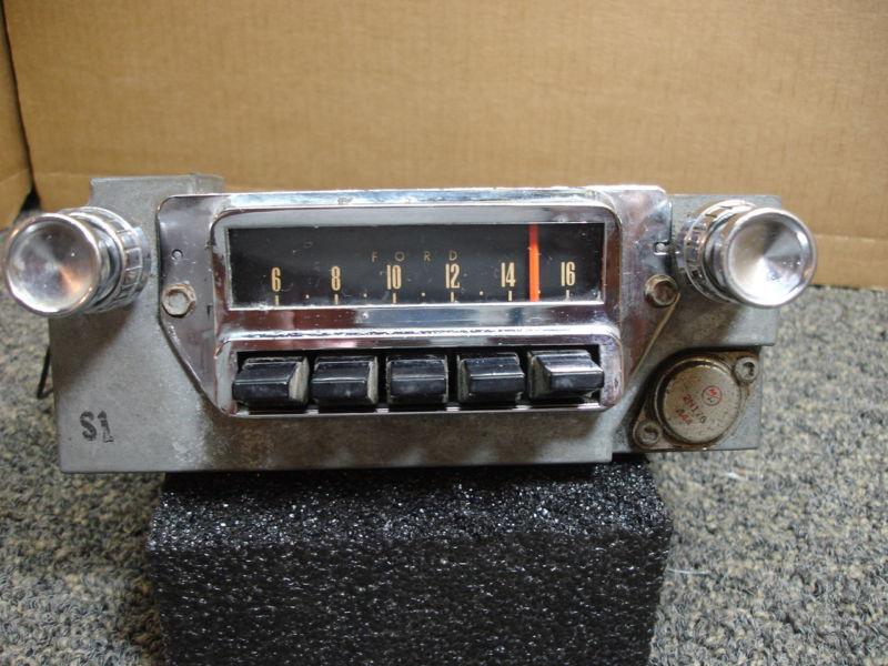 641/2 65 66 mustang gt shelby gt-350 radio 5tmz 1965