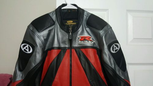 990a021000040 suzuki gsx-r red/silver leather jacket sz 40