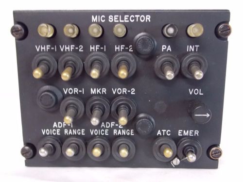 Original vintage airplane aircraft mic selector vhf atc vor toggle switch panel