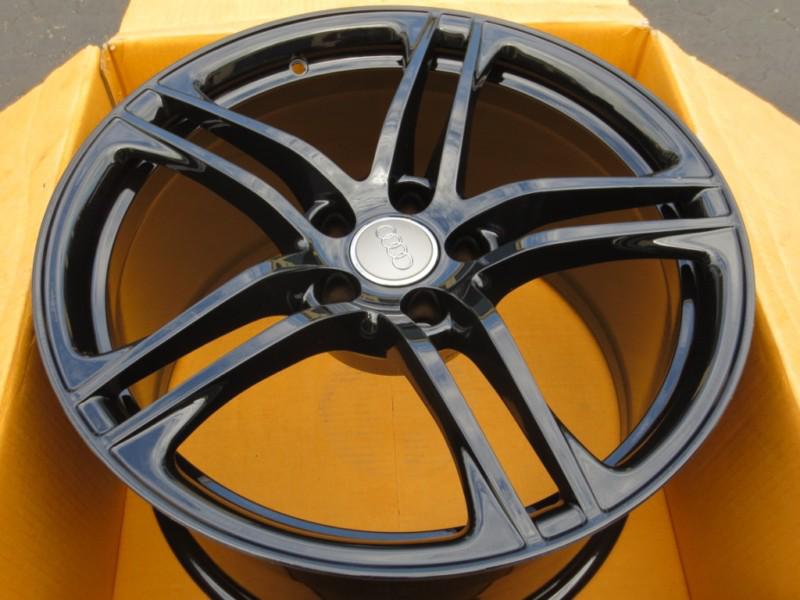 Mint 19" audi r8 factory oem sport rear wheel 11x19 black