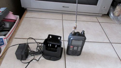 West marine vhf250 marine multi-band transceiver radio + charger