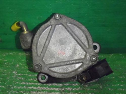 Toyota probox 2002 vacuum pump [1028550]