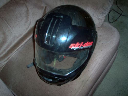 Skidoo snowmobile helmet with built in shade