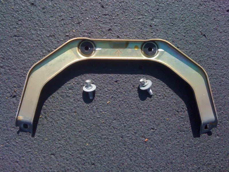 Infinity g35 2007 sedan front exhaust catalytic support bracket with bolts