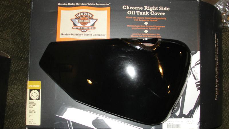 Harley davidson black right side oil tank cover 04 xl models **euc**