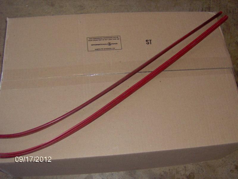 1967 chevy nova front window upper wind lace red 