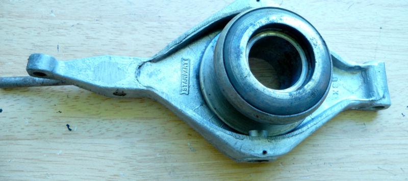 Jensen healey - clutch release lever  &  throw out bearing