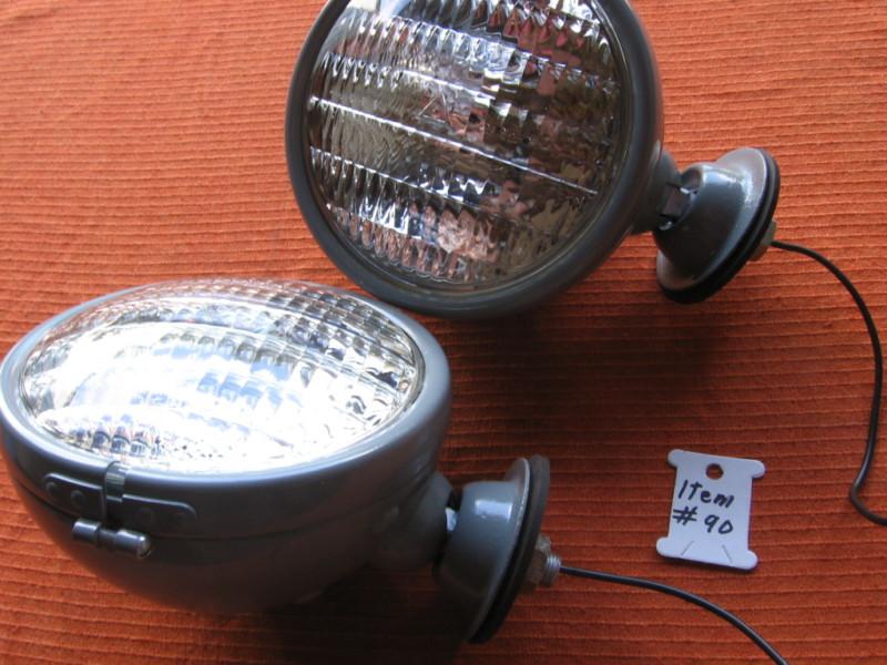 2 tractor lights ford