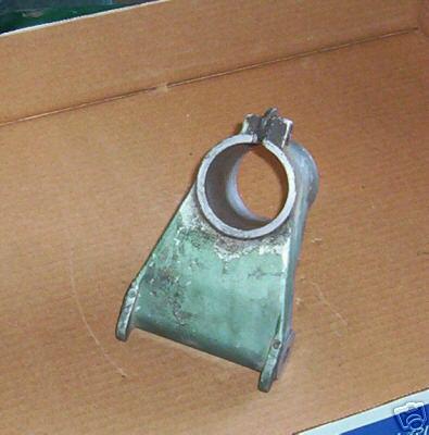 Johnson td-20 5hp 1946-49 transom clamp support 