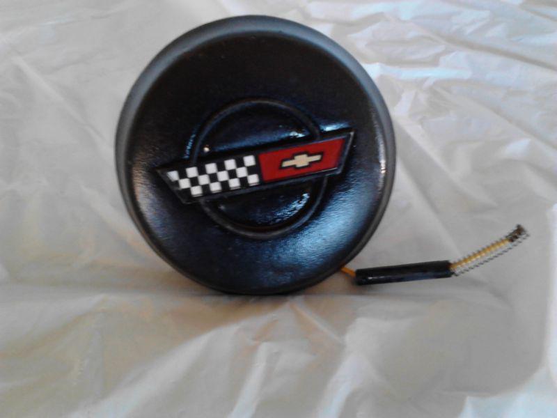  c4 corvette steering wheel horn button 84 85 86 87 88 89