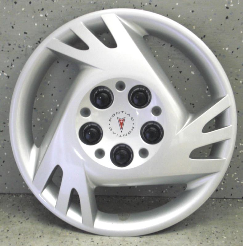 Factory oem pontiac aztek 15" hubcaps / wheel covers (4 pieces) hubcap 5120