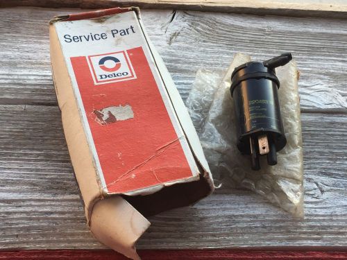 Gm nos windshield washer pump 22049374 / chevy buick olds pontiac cadillac gmc
