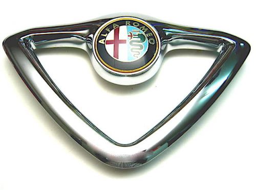 Alfa romeo romeo 166 phase i 1998-2003 center front grill trim + emblem original