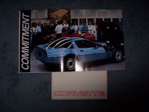 Nos 1985 chevrolet corvette deluxe sales catalog brochure uncirculated original