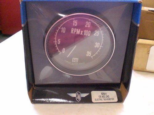 Stewart warner heavy-duty series tachometer 82641
