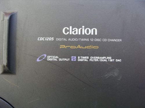Clarion digital audio/twin 6  12-disc cd changer