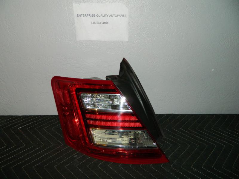 OEM Ford Taurus Left Driver Side Tail Lamp F8DZ13405AA