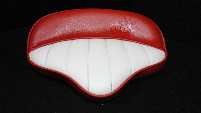 Red & white tide craft butt seat ( stock #bs-02) fishing butt seat   