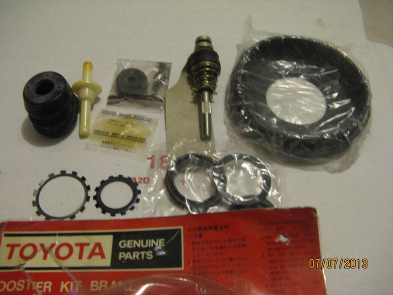 Toyota  starlet  1980-1982   booster  brake  seal  kit  4cil.  1.3l  new rare