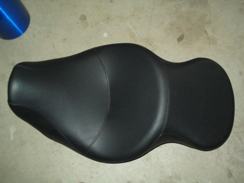 Harley davidson night train softail badlander seat 