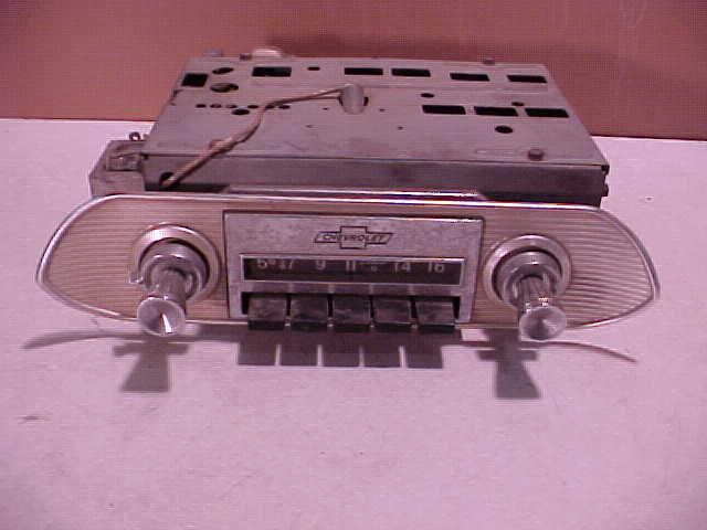 Vintage chevy delco push button radio for nova chevelle 60's with front plate nr