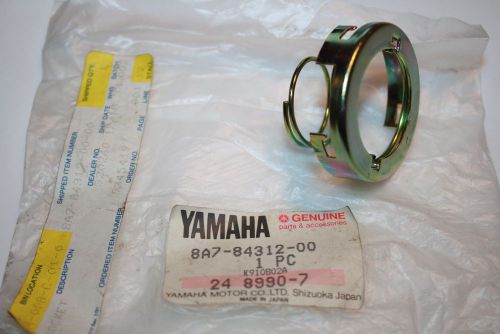 Nos yamaha snowmobile headlight socket br250 ss440 srv srx440 et250 et340