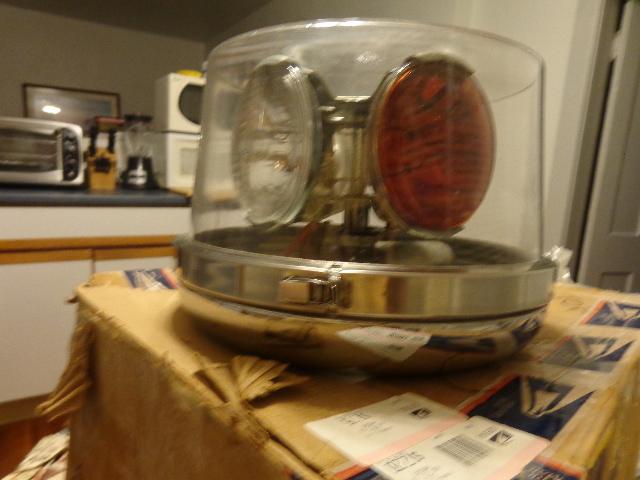 Dietz model 211, antique, vintage police fire emergency light 12 volt 