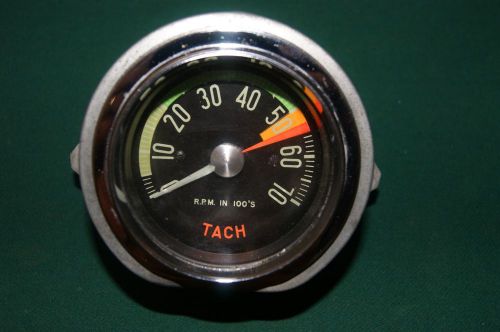 Corvette tachometer, original 62 ready to install, excellent condition
