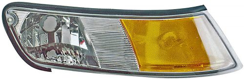 Turn signal / parking light assembly front right fits 98-02 grand marquis