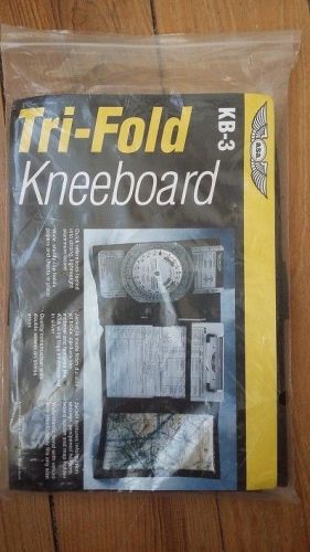 Trifold asa kneeboard