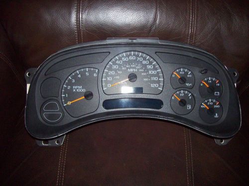 04 sububurban speedometer / gauge cluster